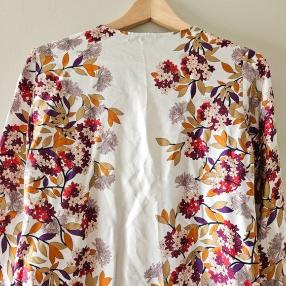 Massimo Dutti Floral Print Button Down Shirt Size US 6. - Picture 11 of 13